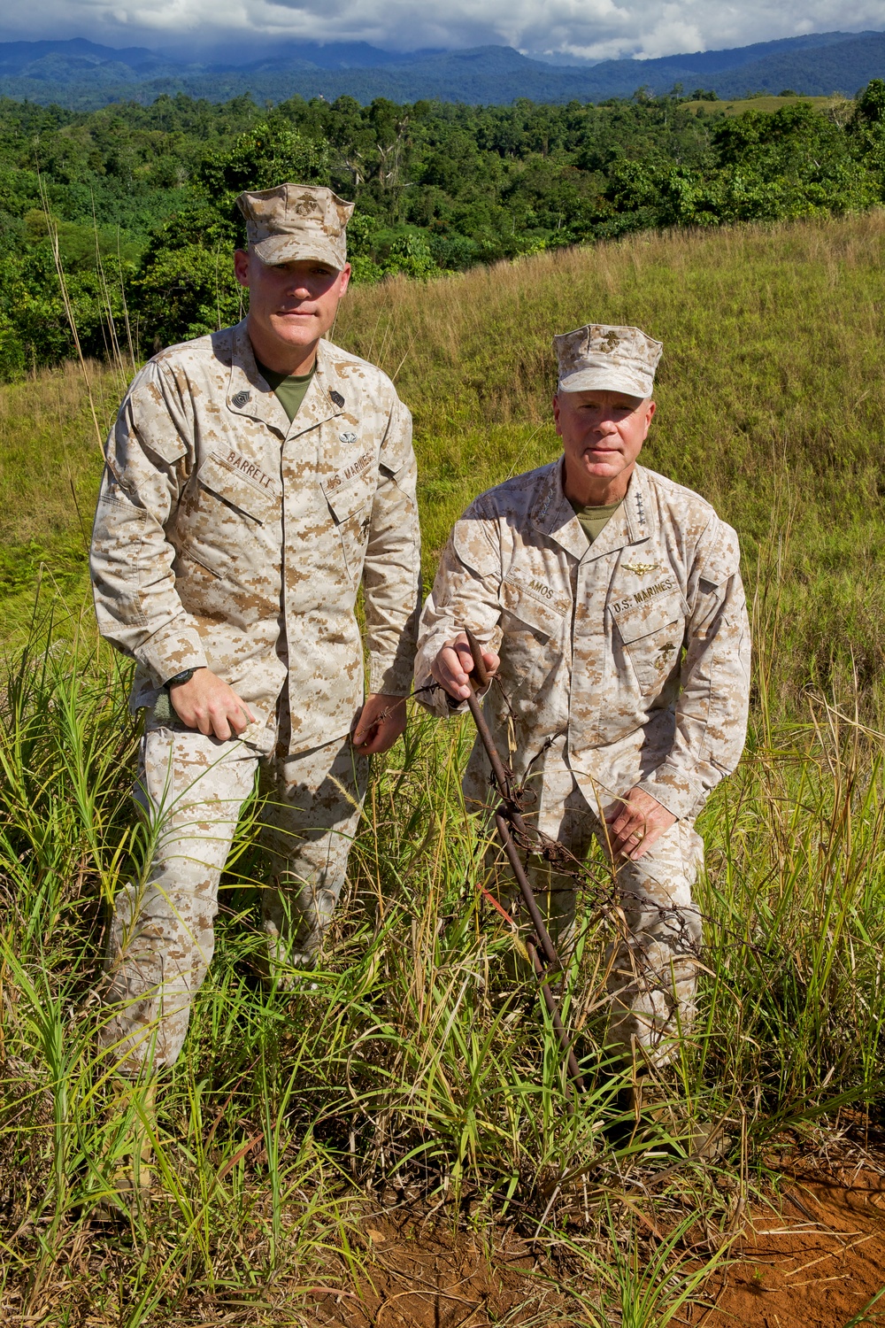 Gen. Amos visits Marines