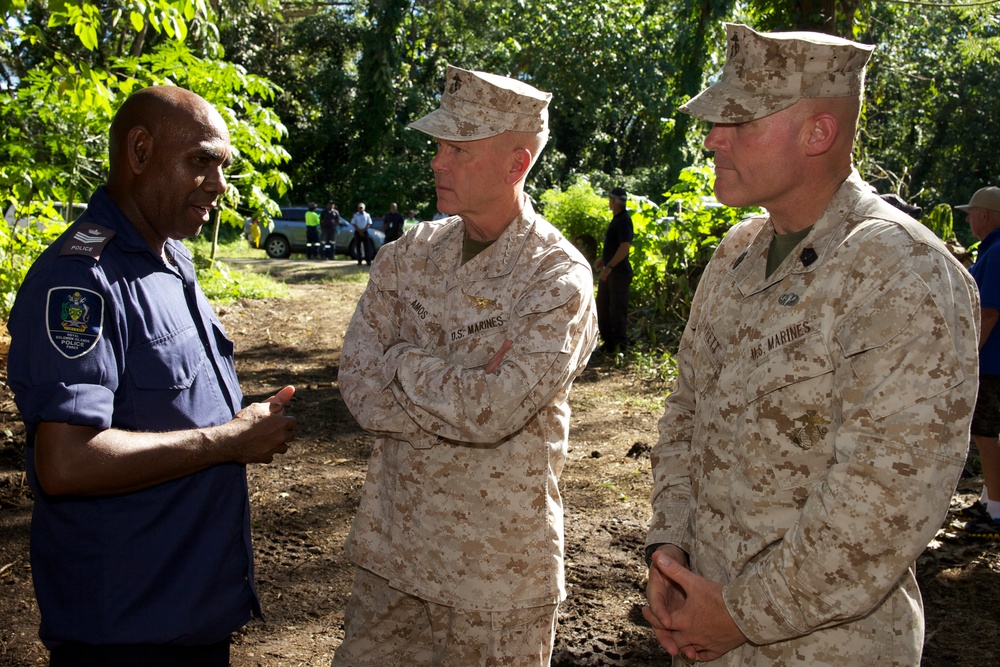 Gen. Amos visits Marines