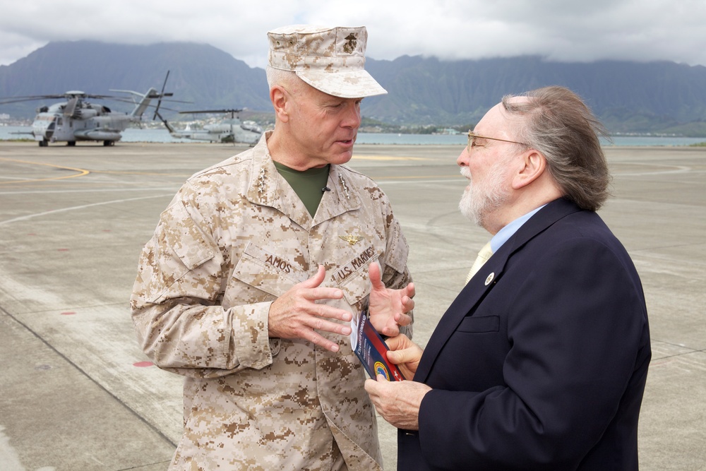 Gen. Amos visits Marines