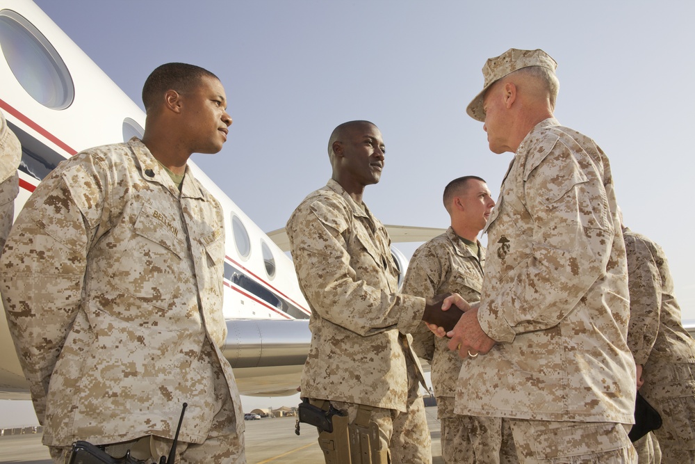 Gen. Amos visits Marines