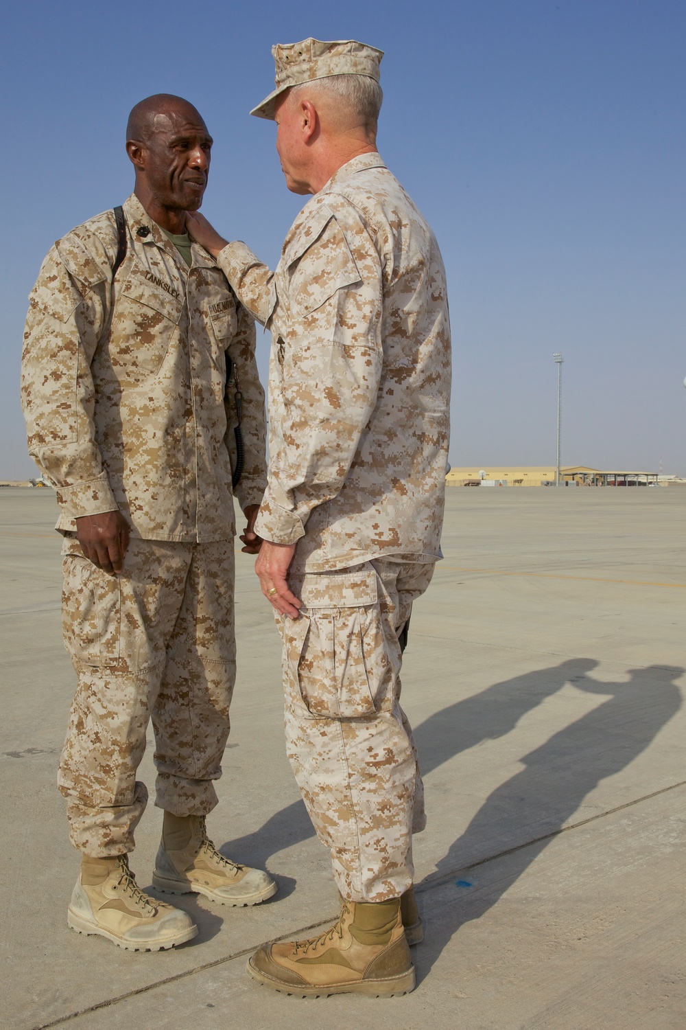 Gen. Amos visits Marines