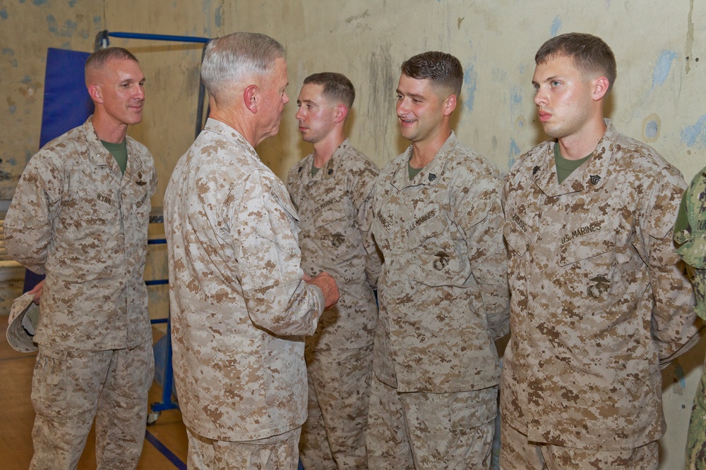 Gen. Amos visits Marines