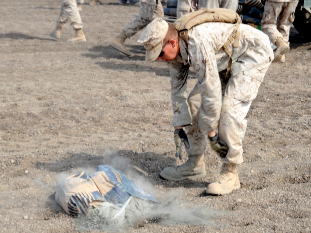 DVIDS - Images - LZ Bull Assault Strip Construction [Image 4 of 21]