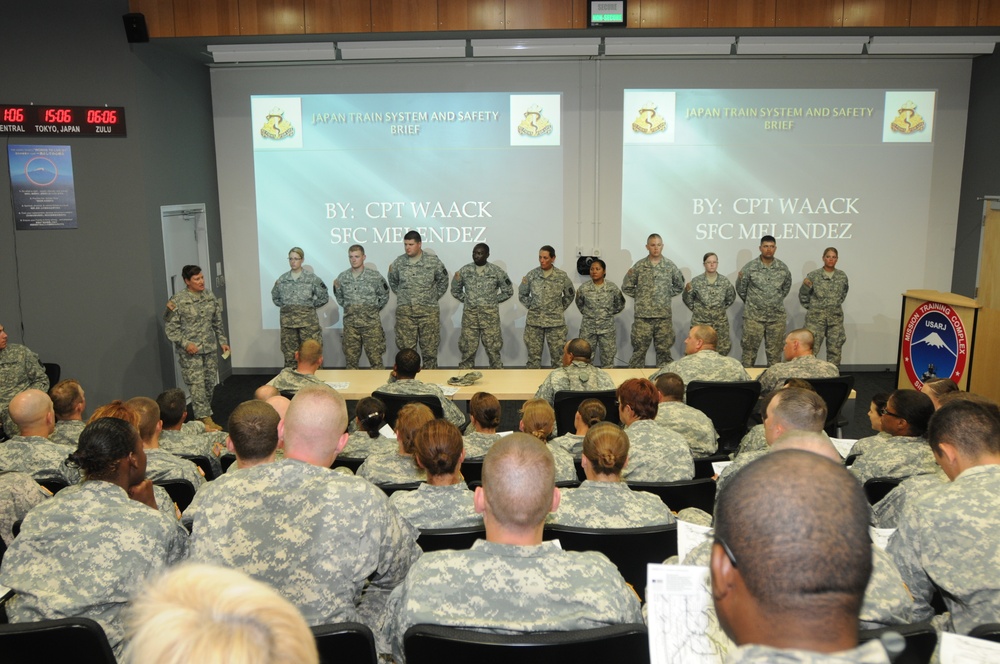 18th MEDCOM (DS) demonstrates lead medical role during USARPAC MEDEX 2012