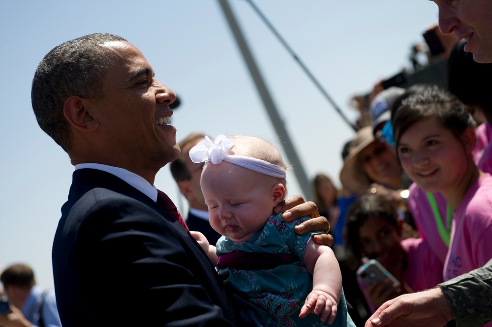 President Obama visits troops