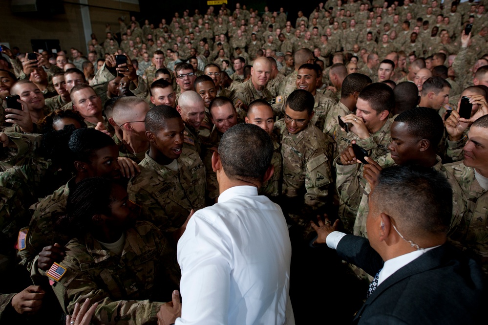 President Obama visits troops
