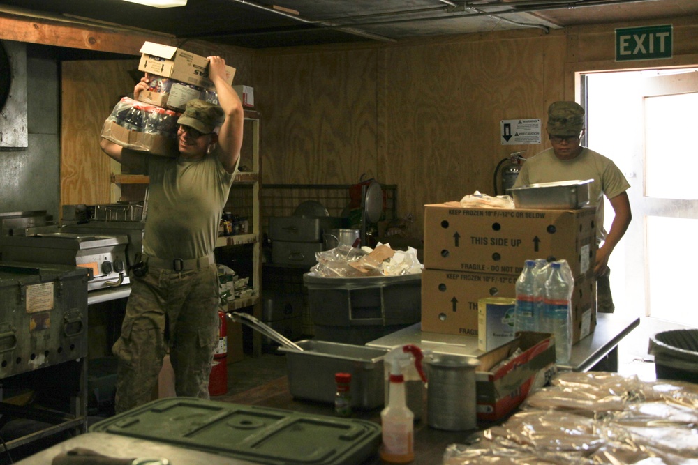 Soldiers prepare food