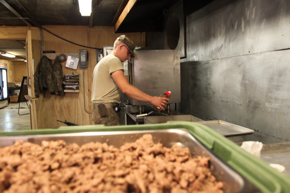 Soldiers prepare food