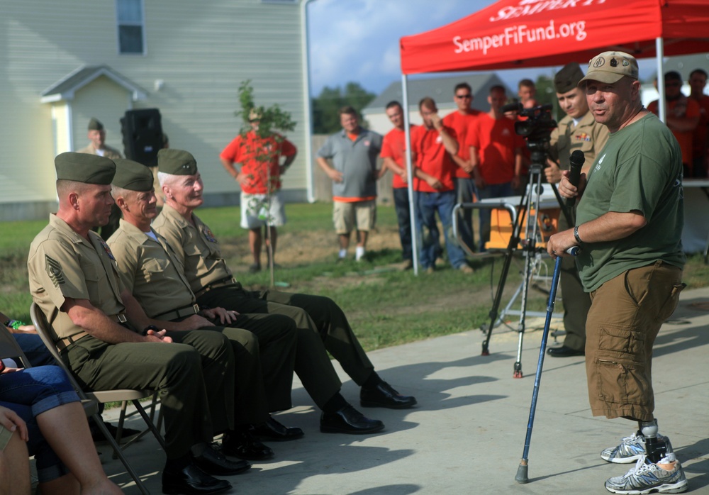 Sgt. Maj. Mackey hosts flagpoll dedication