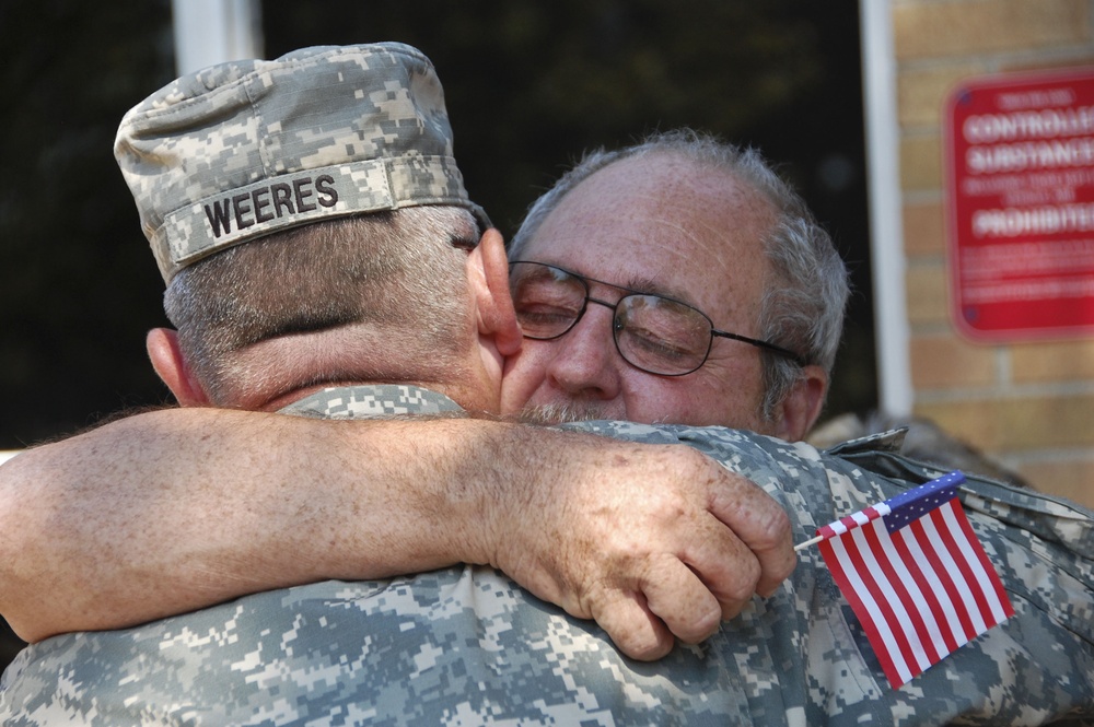 147th Finance Company departs for yearlong deployment to Afghanistan 147th Finance Company departs for yearlong deployment to Afghanistan