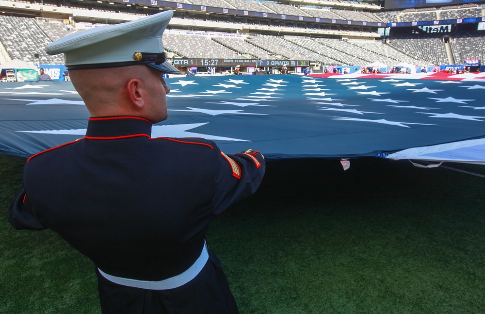 Marines unfurl flag at New York Giants opening game