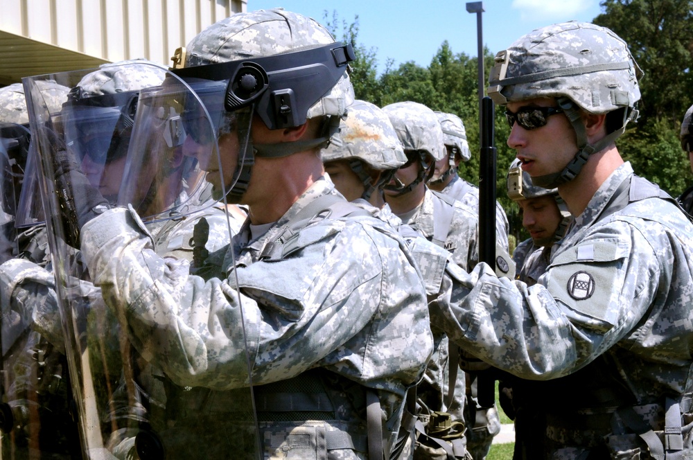 Soldiers support local and federal authorities: Units on-call for Democratic National Convention following Vigilant Guard