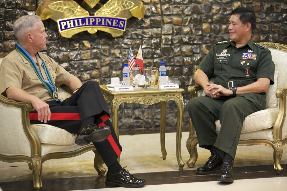 Commandant of the US Marine Corps Gen. James F. Amos visits Manila, Philippines