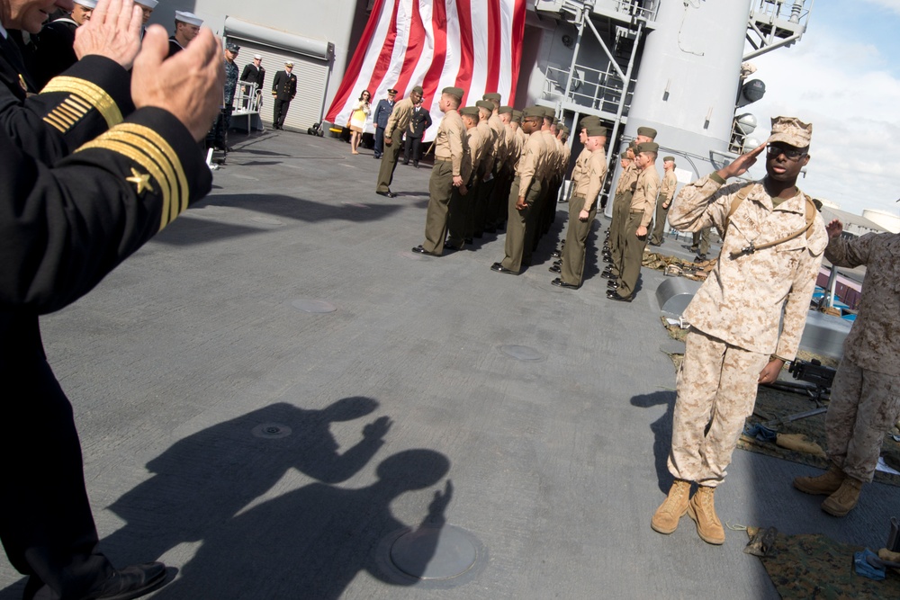 USS Fort McHenry