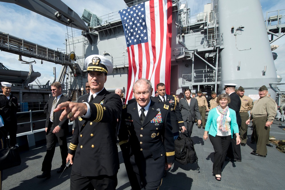 USS Fort McHenry