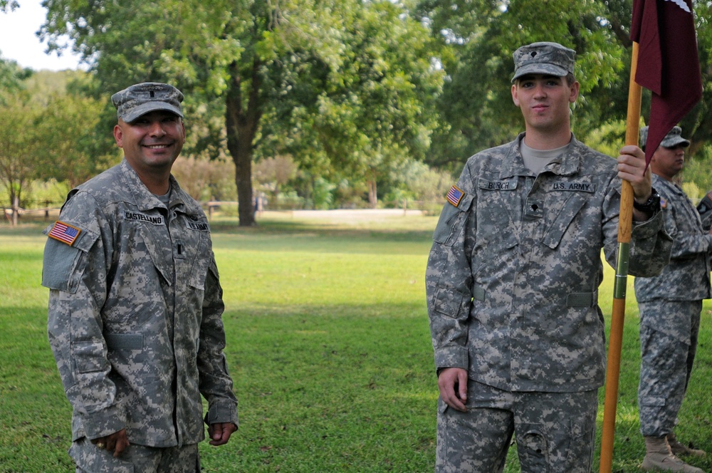 Texas aviators prepare for deployment with farewell ceremony