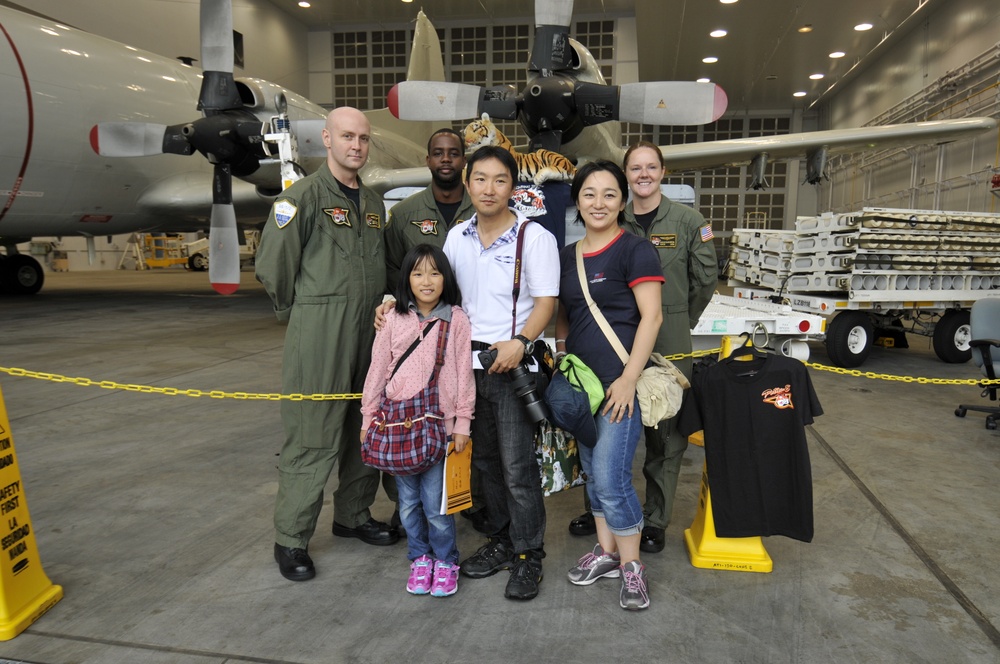 VP-8 participates on 44th annual Misawa Air Festival