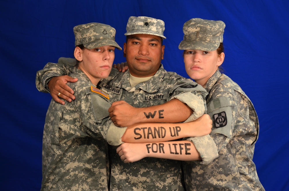 Fort Lee soldiers 'Stand Up For Life'