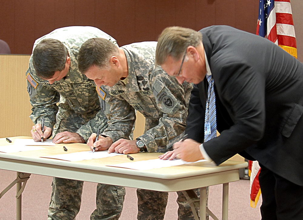 US Army signs partnership with Fairbanks North Star Borough School District