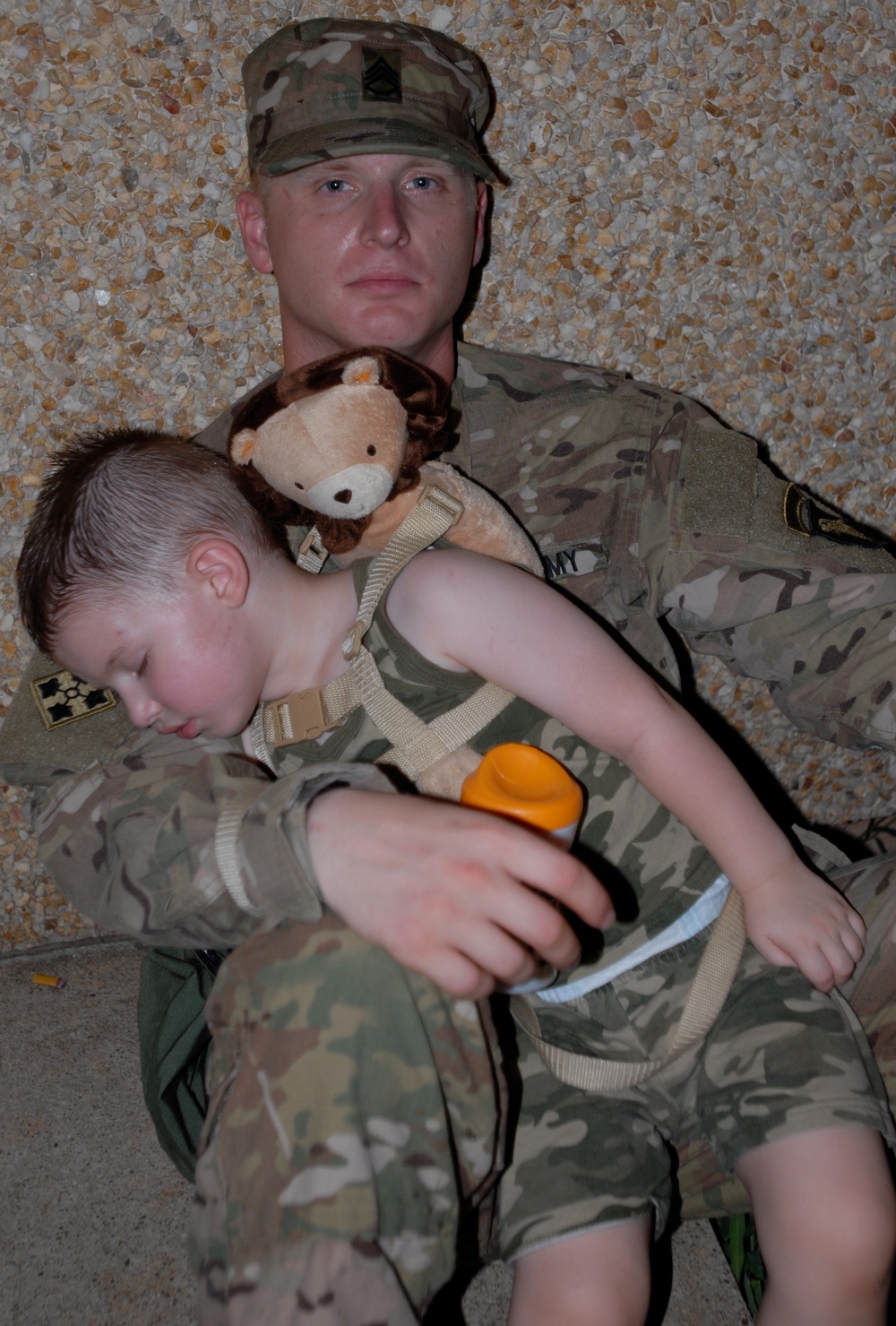 3rd BCT &quot;Rakkasans,&quot; 101st Airborne Division soldiers say farewell to families before deploying