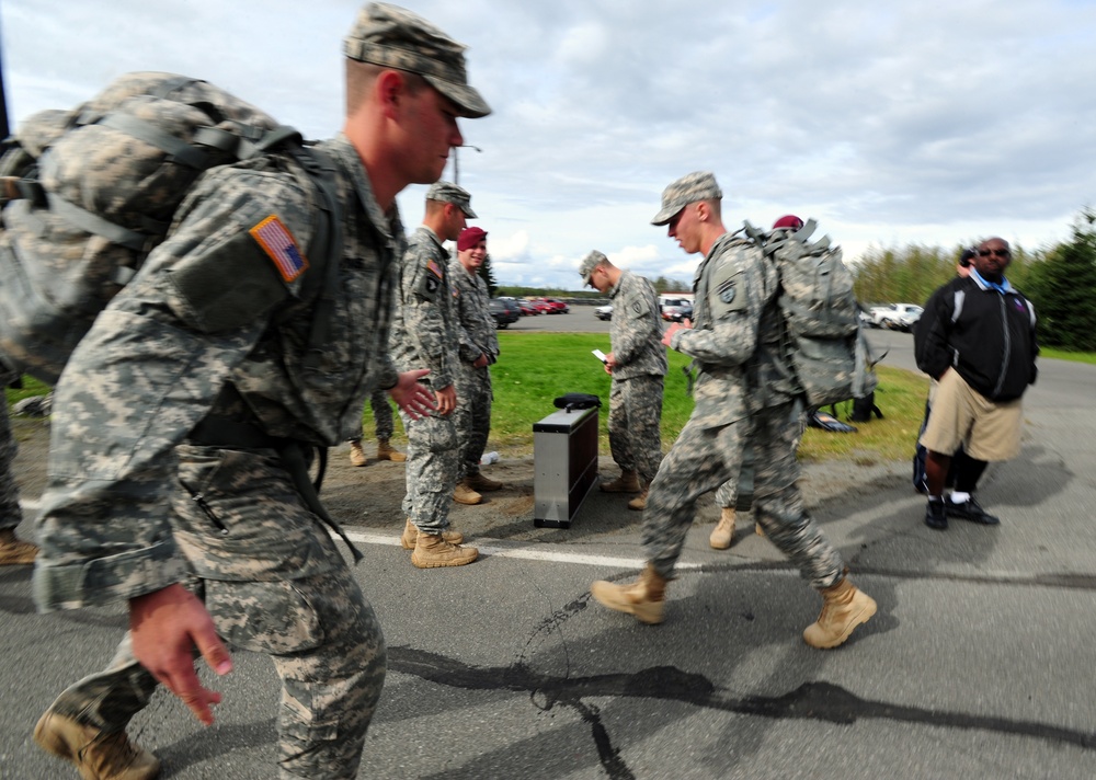 JBER Combat Cross-Country Series 10-mile Relay