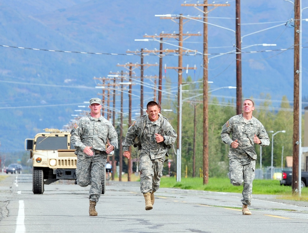 JBER Combat Cross-Country Series 10-mile Relay