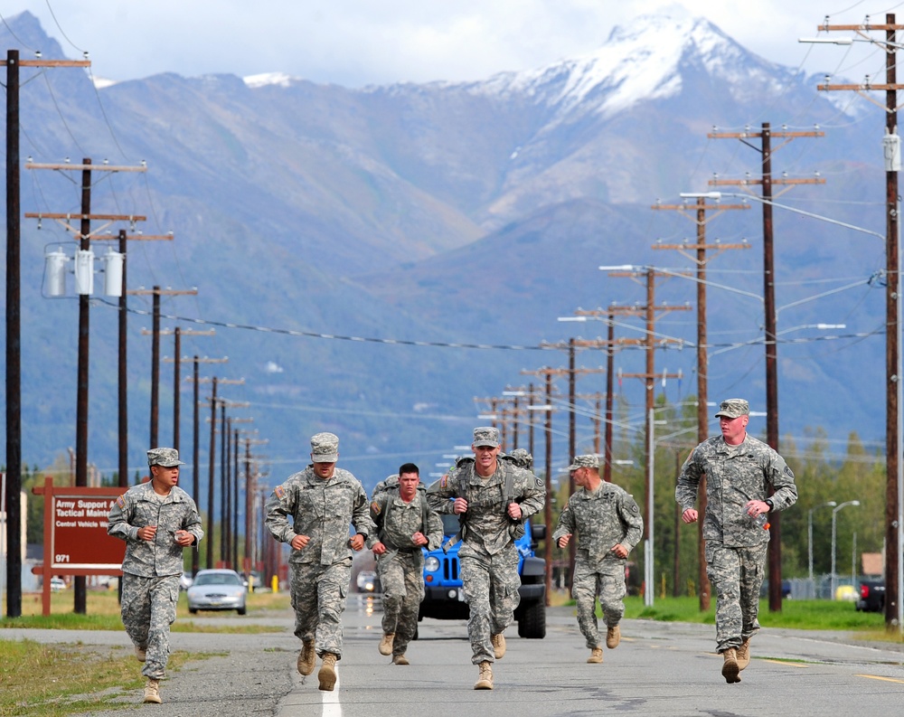 JBER Combat Cross-Country Series 10-mile Relay