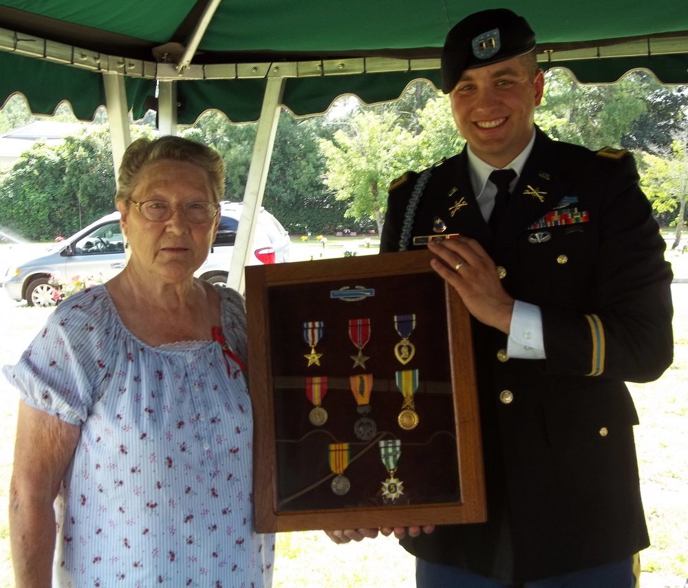‘Black Knight’ captain helps Vietnam widow claim missing award