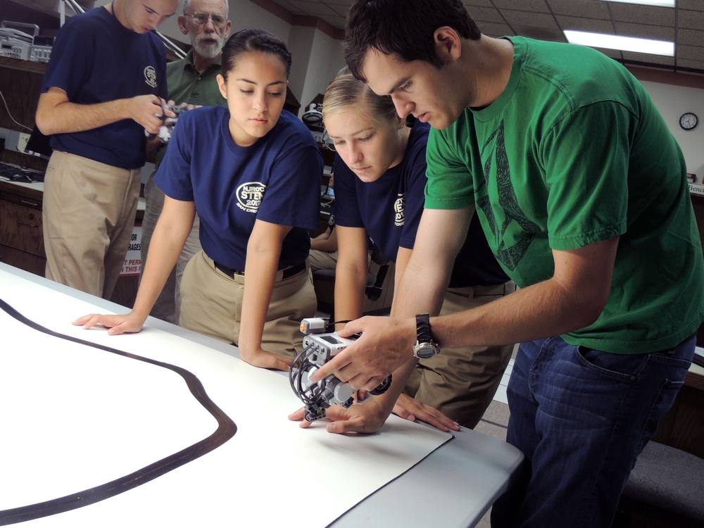 NJROTC students build robot