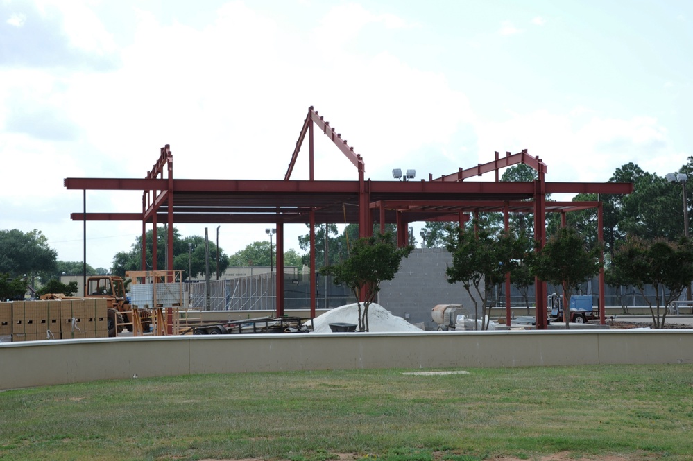 Dickinson gate construction