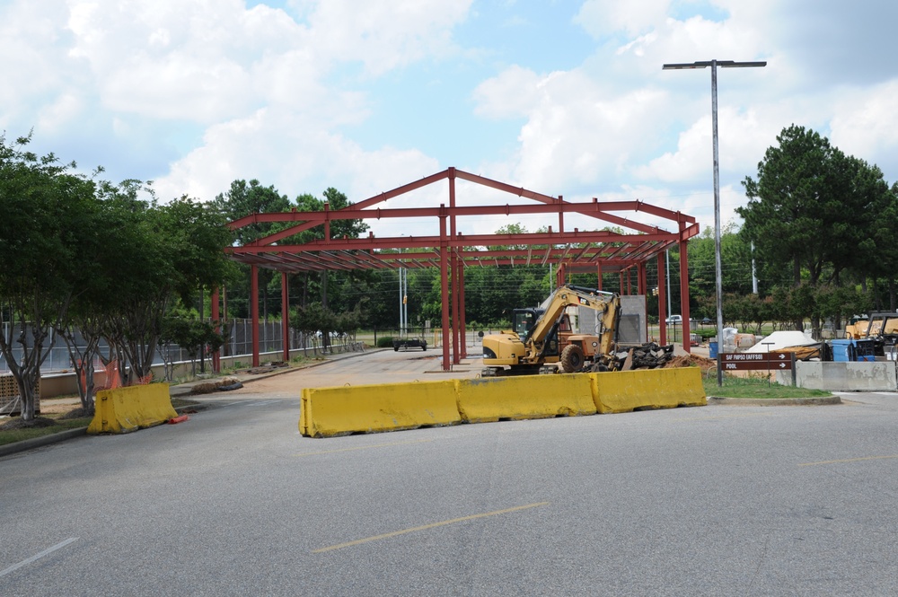 Dickinson gate construction