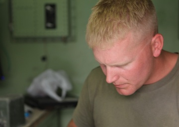Mississippi family man turns Marine communicator