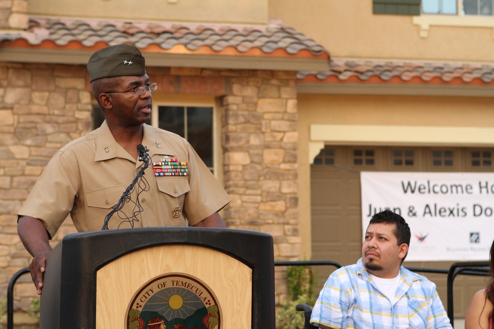 Disabled Marine combat vet receives ‘smart home’ with help from Gary Sinise, 9/11 charity
