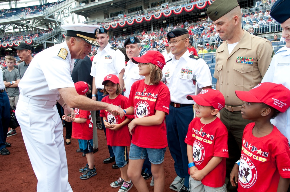 Adm. Winnefeld Jr. at Nationals game