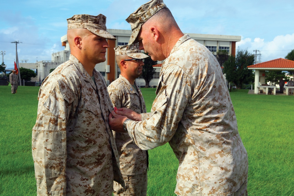 9th ESB Marines receive Bronze Stars