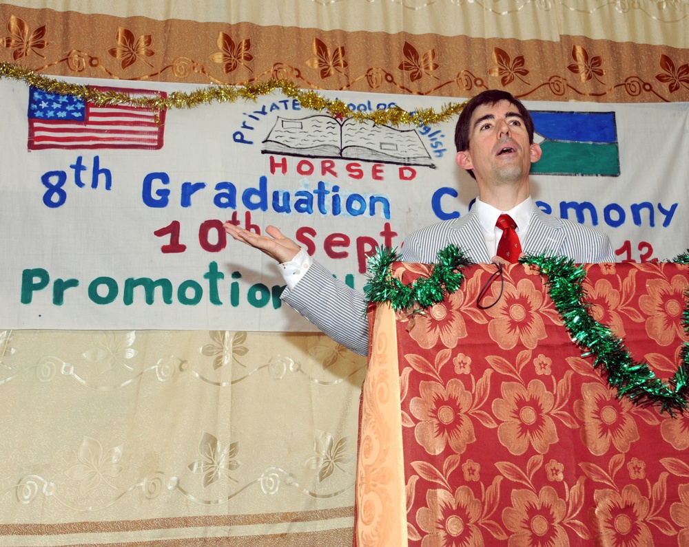 Graduation held to honor English-speaking students