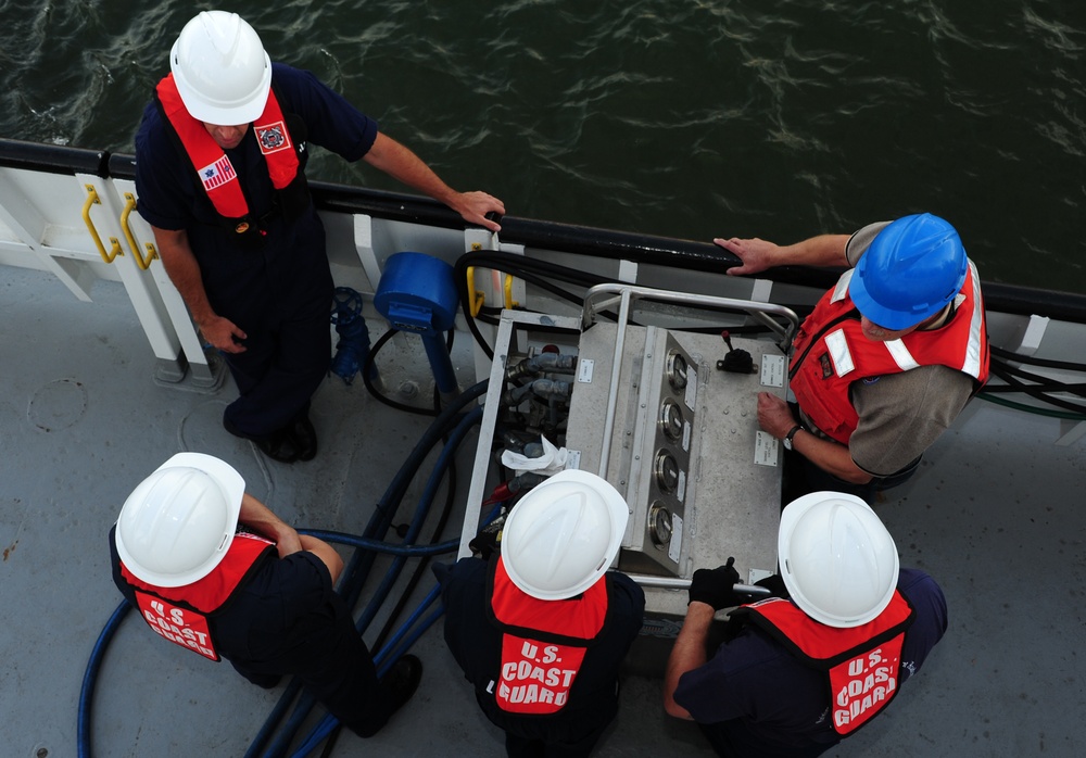 Coast Guard, EPA demonstrate Vessel of Opportunity Skimming System along Cleveland Harbor