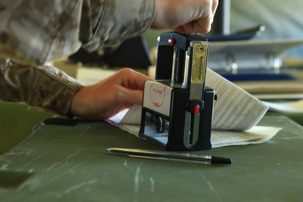 Training prepares Marines, soldiers to process mail in isolated areas