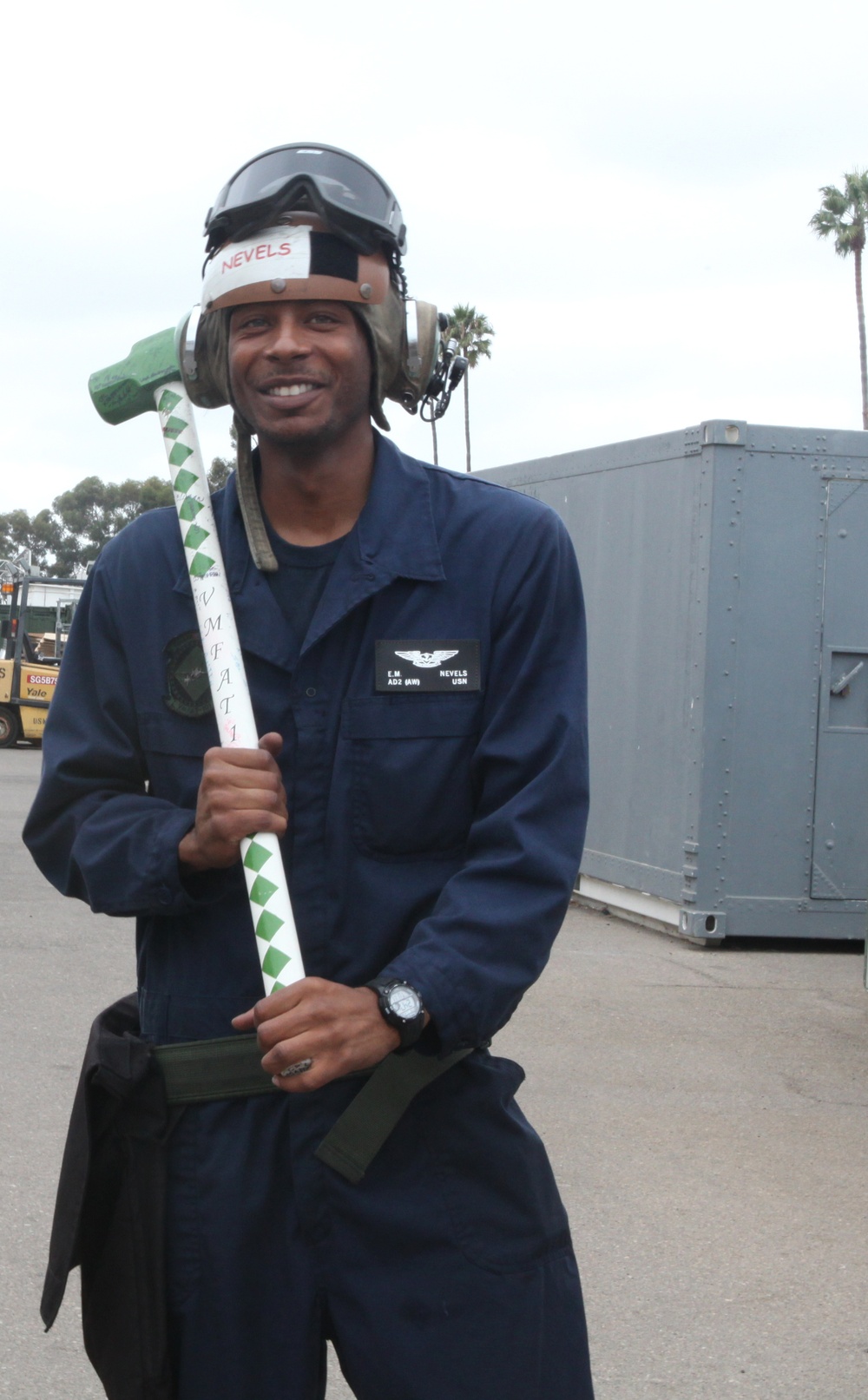 It’s hammer time; sailor receives award for outstanding work