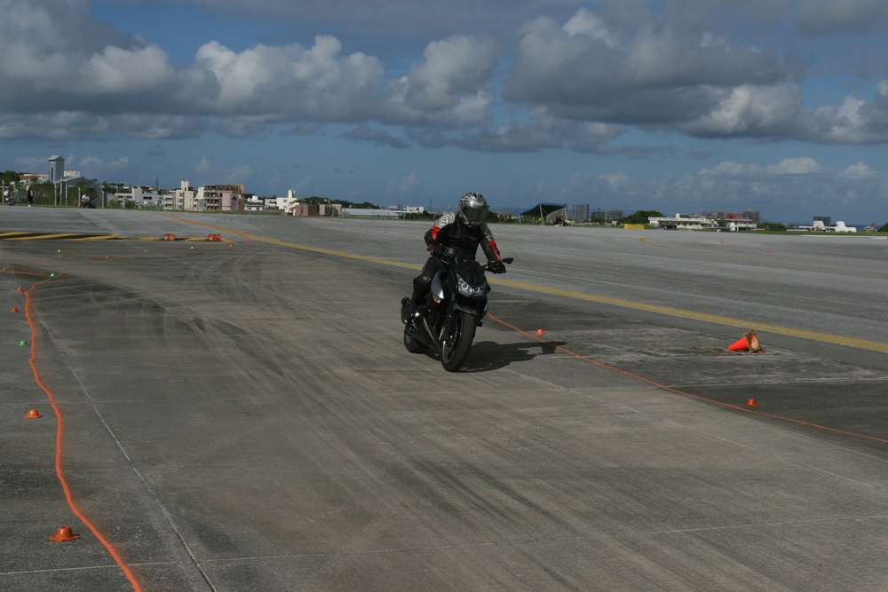 California Superbike School hosts advanced rider track day