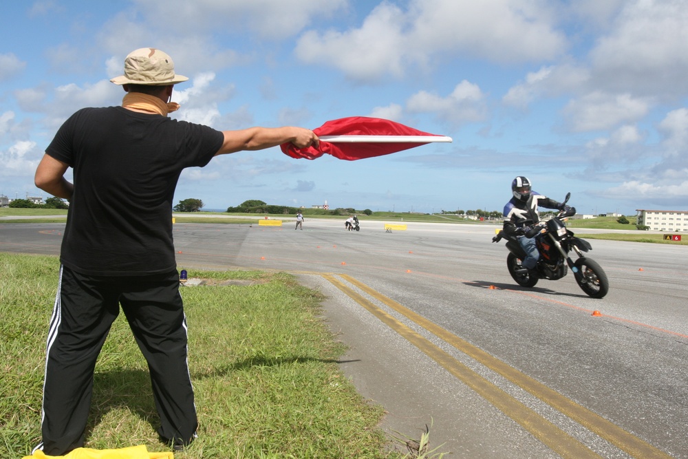 California Superbike School hosts advanced rider track day