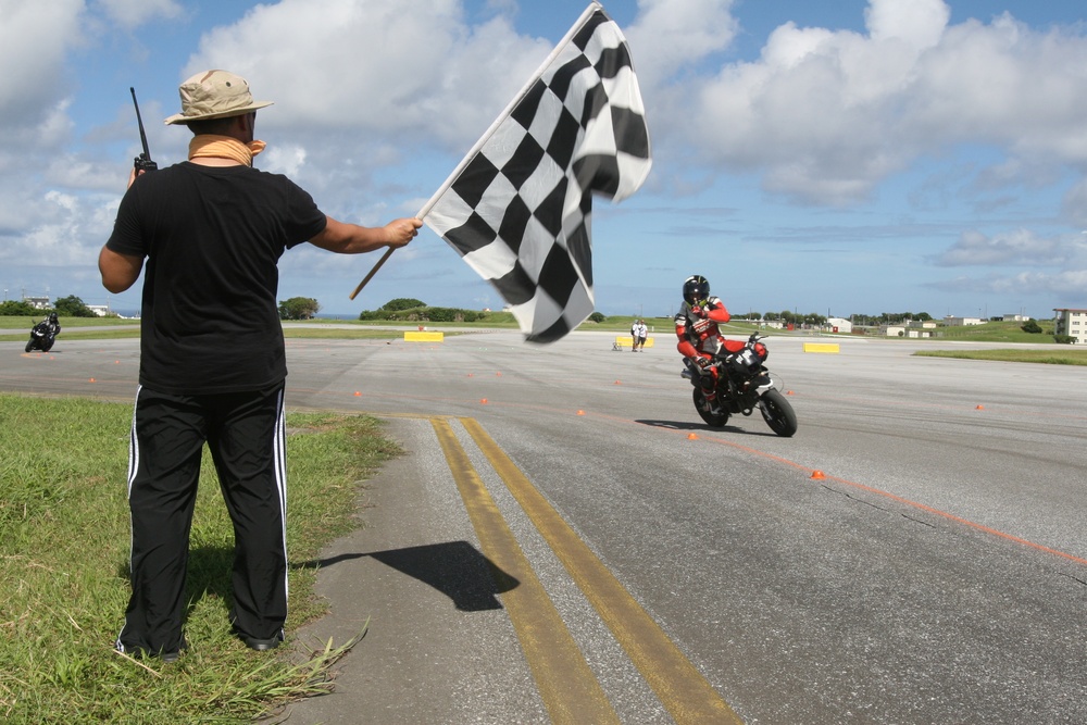California Superbike School hosts advanced rider track day