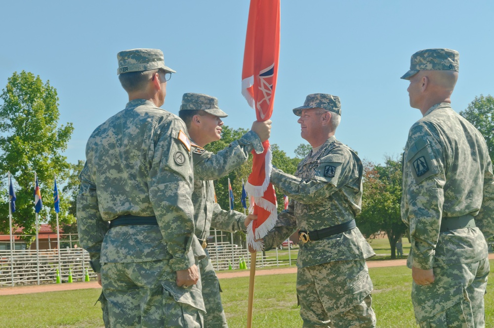 335th Signal Command (Theater) Change Of Command