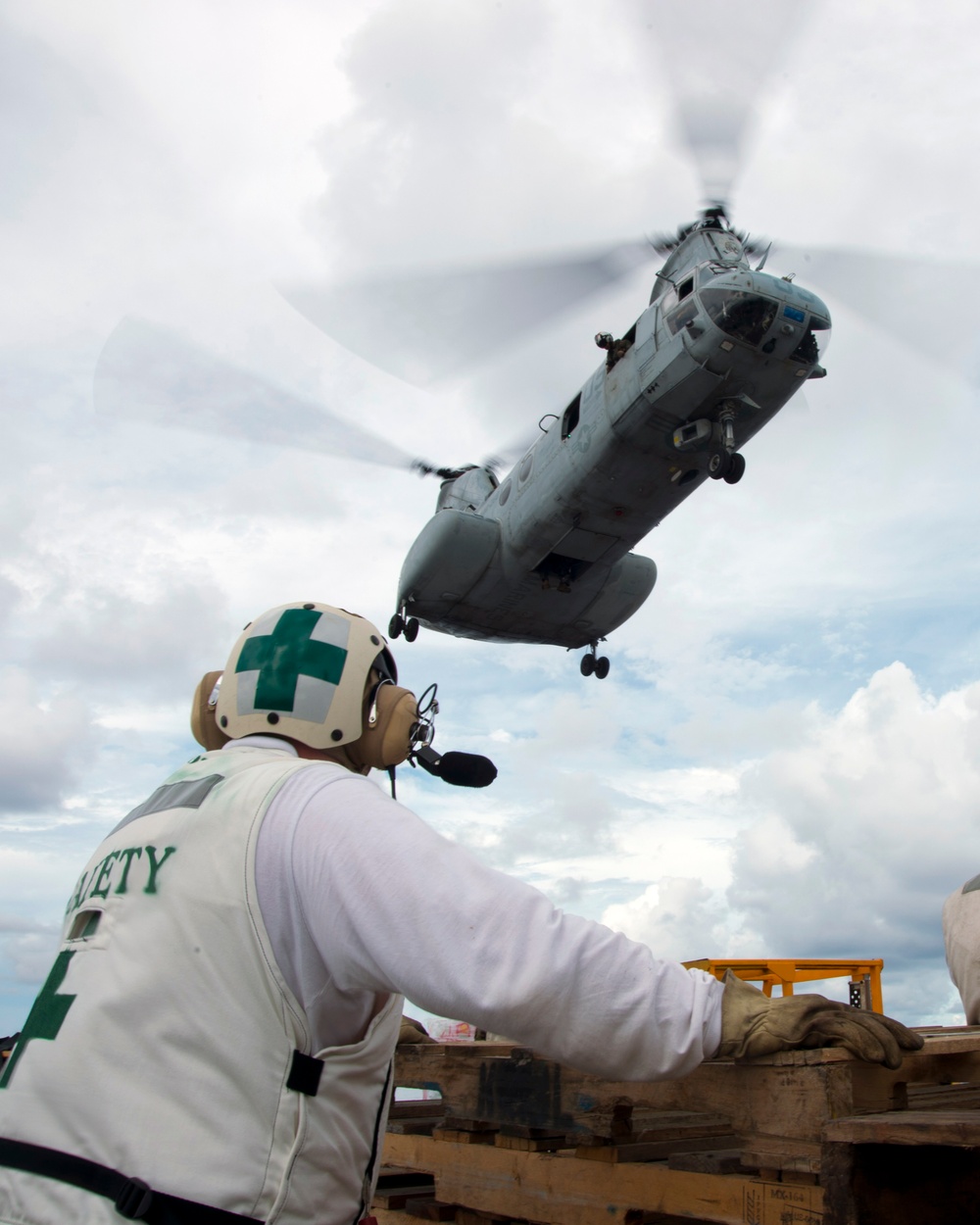 USS Bonhomme Richard action