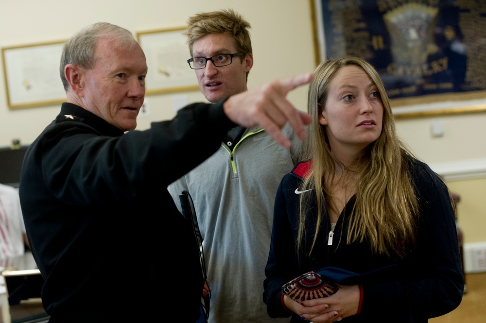 Paralympic athletes visit Pentagon