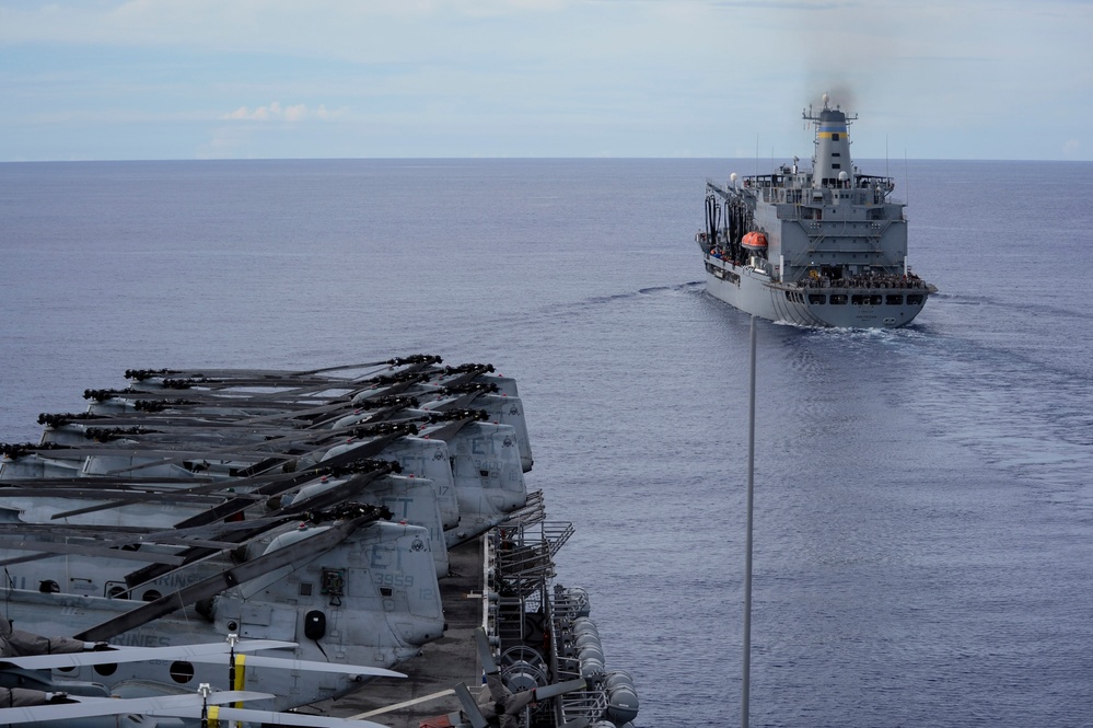 USS Bonhomme Richard replenishment at sea