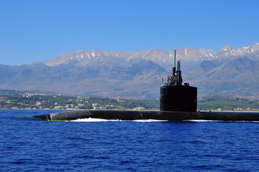 USS Florida visits Greece