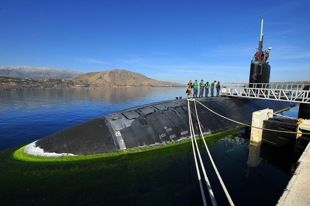 USS Florida visits Greece