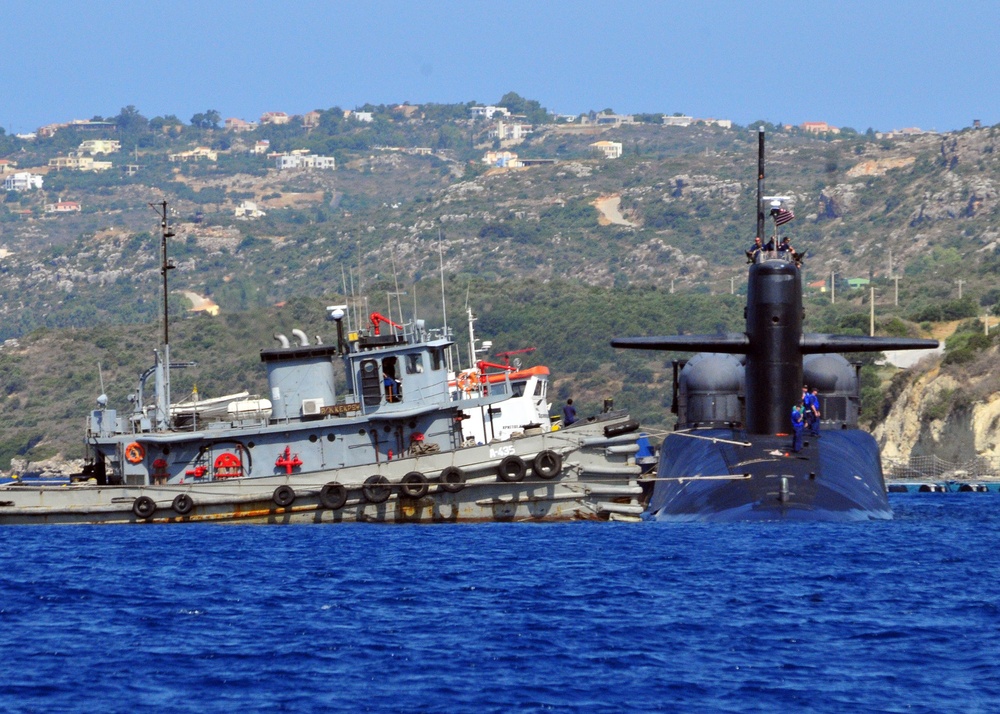 USS Florida visits Greece
