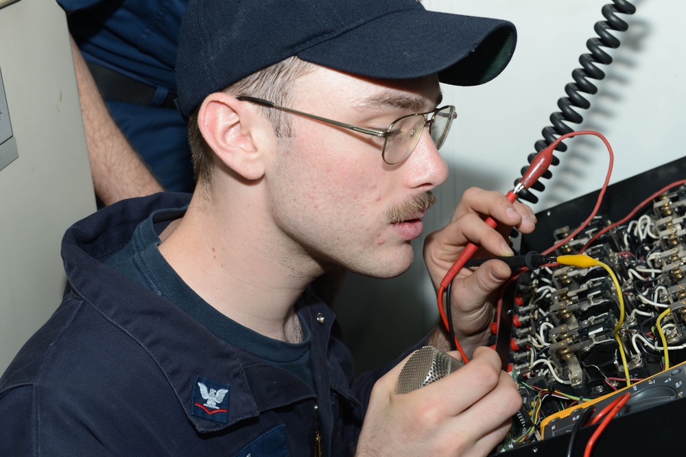 ICs keep the ship in shape aboard USS Bonhomme Richard